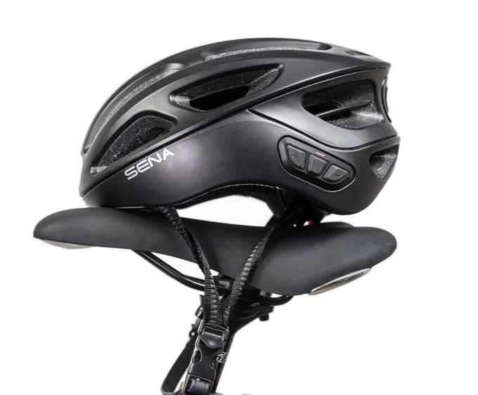 Du suchst den perfekten Velohelm für deine Touren? Upgrade dein Fahrerlebnis mit SENA! 🚴
Der SENA R1 E-Bike Helm mit Kommunikationssystem bietet modernste Technologie für mehr Sicherheit, Komfort und klare Kommunikation mit anderen Fahrern – ganz ohne Umwege.

📞 Ruf Bruno an – er berät dich persönlich und findet den passenden Helm für dich:
041 618 00 67

Online Shoip:
https://shop.e-performance.ch/saas/web/e-performance/k.aspx?WebPortalCmd=6743&SetOrderField=103