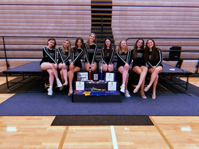 Starlettes with Awards