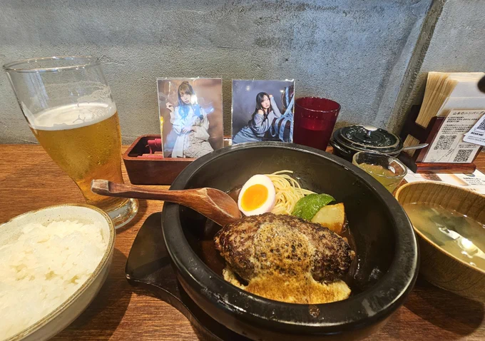 以前に萬劇場であった少ステ再演の時もここでバンバーグ食べた😋