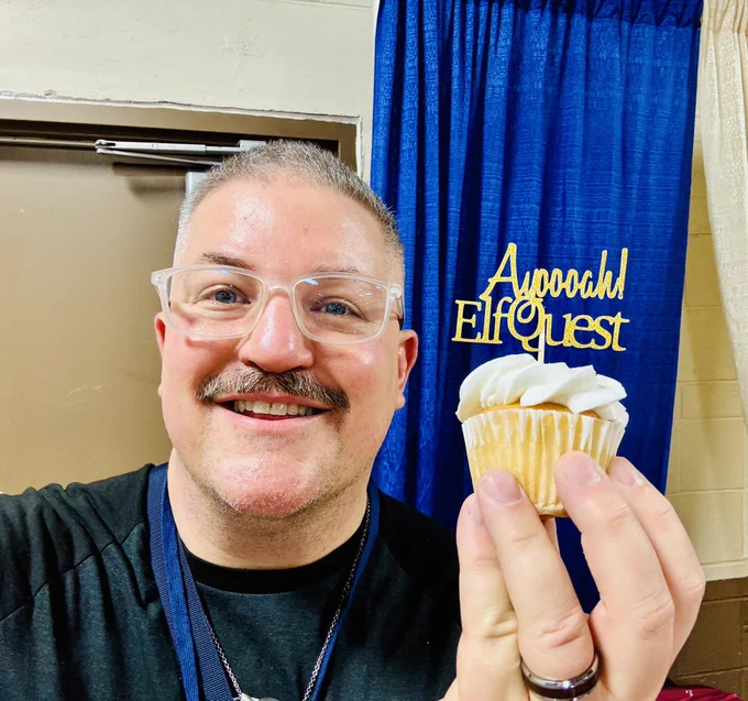 We've got 100 free ElfQuest cupcakes at Lehigh Alley Comic Con in celebration of Wendy Pini's birthday and the con's 25th anniversary. Grab one at the entrance while they last!