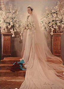 Princess Alice, Duchess of Gloucester (1901\u20132004) by Yevonde, 1935\n