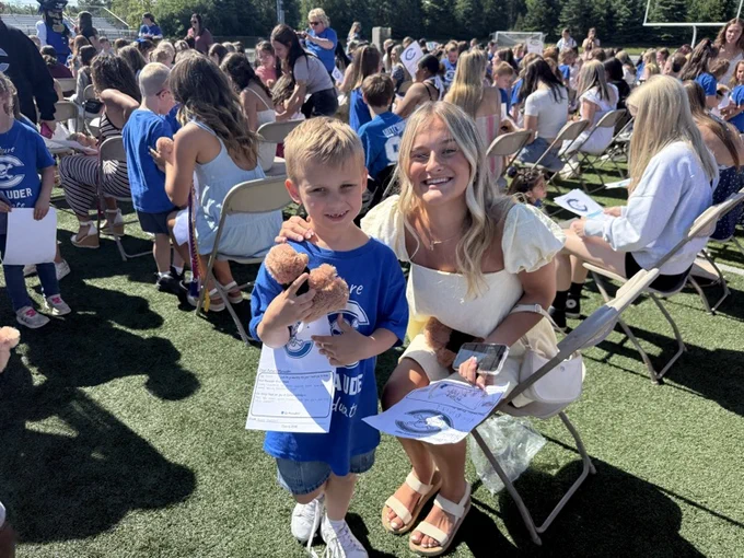 Senior class with kindergarten students 