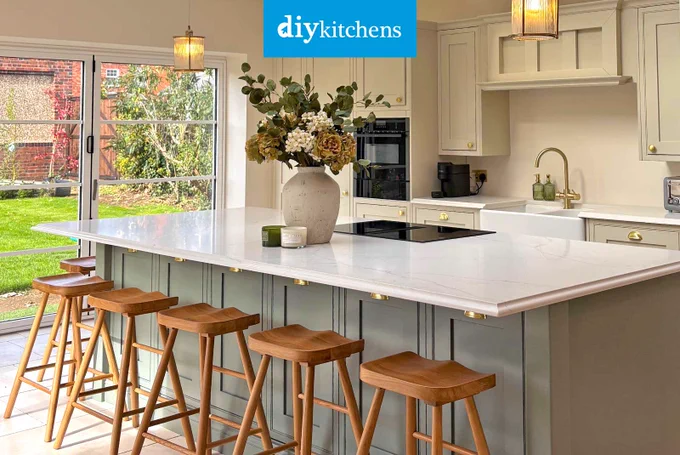 An Innova Helmsley Mussel & Reed Green Inframe #kitchen | DIY Kitchens