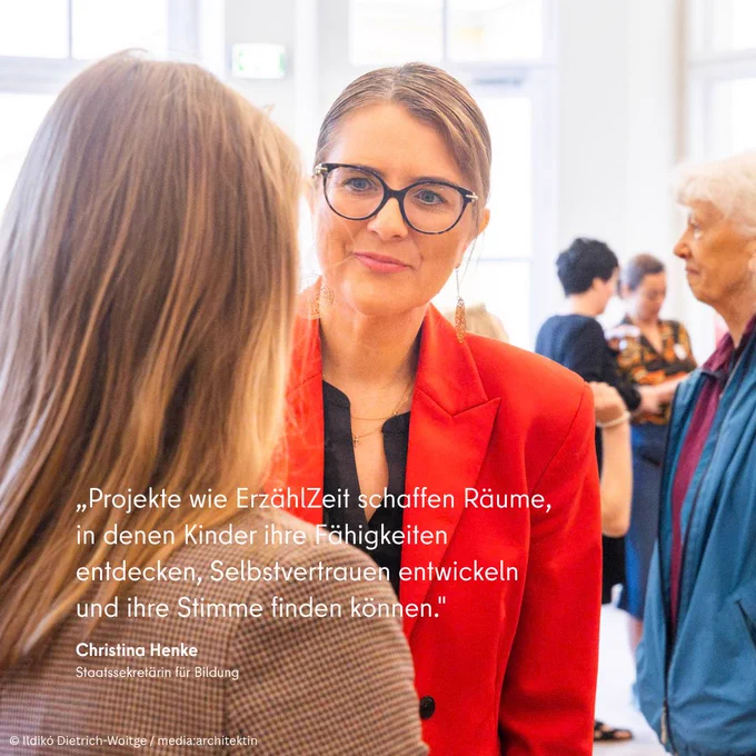 "Projekte wie ErzählZeit schaffen Räume, in denen Kinder ihre Fähigkeiten entdecken, Selbstvertrauen entwickeln und ihre Stimme finden können." Christina Henke