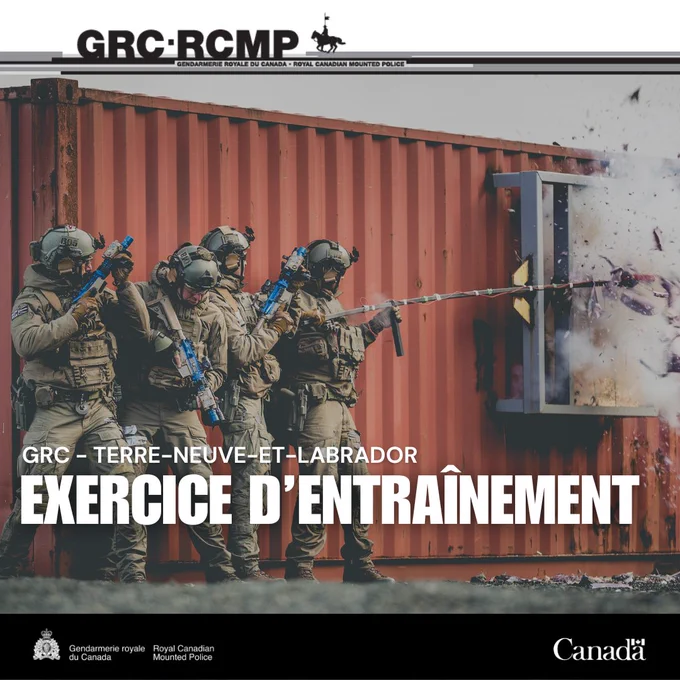 Photo de membres du Groupe tactique d’intervention avec les mots « GRC – Terre-Neuve-et-Labrador » et « Exercice d’entraînement ».