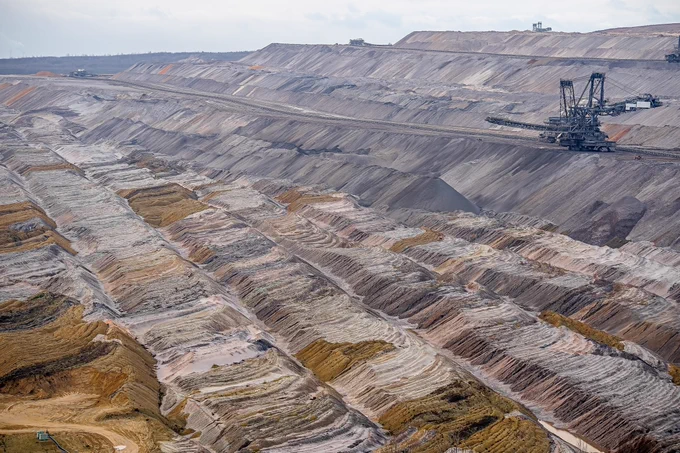 Lithium mine, by wirestock on Magnific