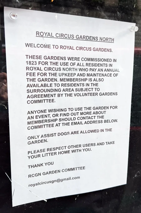 Welcome notice, Royal Circus Gardens North, Edinburgh 