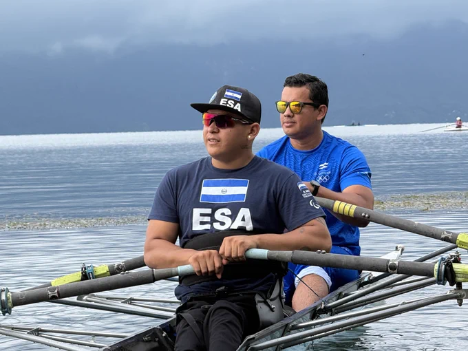 Paralympian Jonathan Arias and Olympian Roberto Lopez - ESA Rowing Federation 