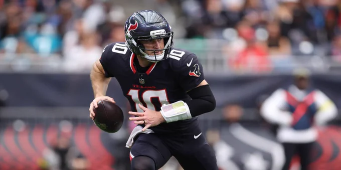 Texans' Davis Mills ranked just outside top 10 among backup QBs