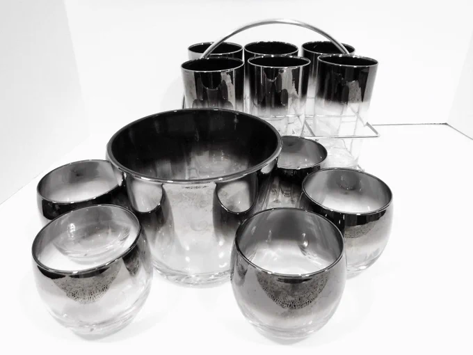 Mid Century Dorothy Thorpe style Mercury Silver Fade Barware set, Vitreon Queens Lusterware Ombre;, 6 Highball glasses in rack and 6 Roly Poly whiskey glasses and Monogrammed C; Ice bucket
