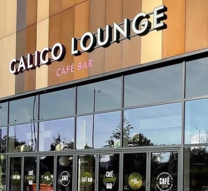 Photo is of the front of the Calico Lounge in Chorley