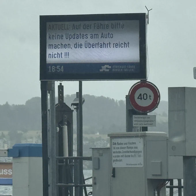Kein Tesla Update auf einer Fähre!