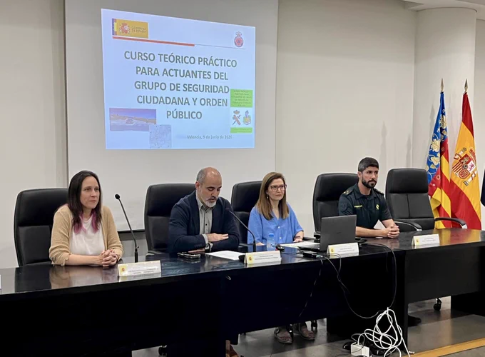 El subdelegado ha inaugurado un curso dirigido a agentes de la Guardia Civil que integran el dispositivo de Seguridad Ciudadana del PENVA.