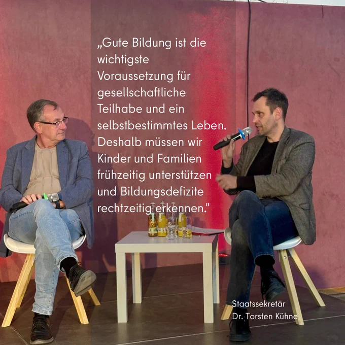 „Gute Bildung ist die wichtigste Voraussetzung für gesellschaftliche Teilhabe und ein selbstbestimmtes Leben. Deshalb müssen wir Kinder und Familien frühzeitig unterstützen und Bildungsdefizite rechtzeitig erkennen.“ Zitat Kühne