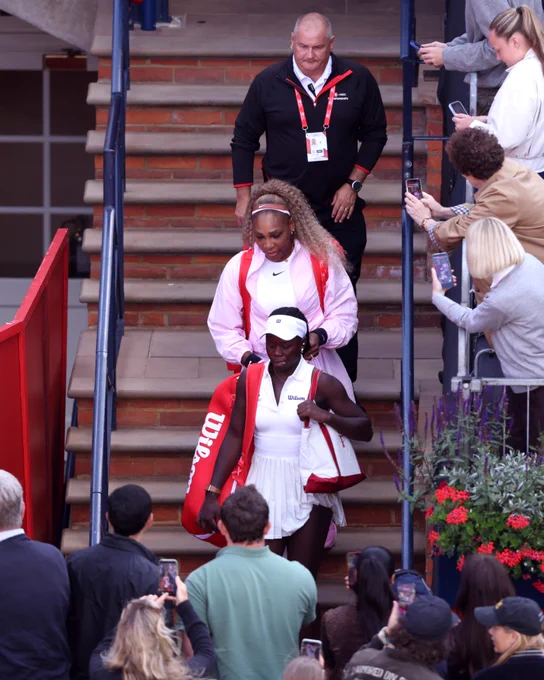 Photo of Serena Williams and Victoria Mboko