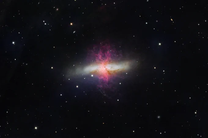 Sun devoted 100 hours to capturing this image of Galaxy M82, allowing him to reveal intricate details of the galaxy’s starburst activity, shown in red.