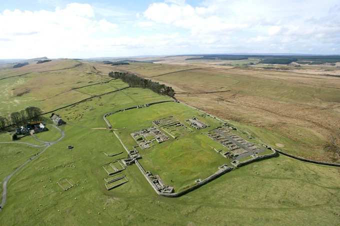 Hadrian's wall (📸 Robert Harding/Alamy; Courtesy English Heritage; Courtesy Vindolanda Trust)
