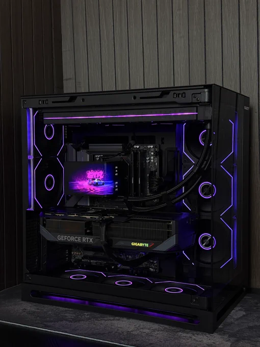 Ryzen 7 7800x3d 
Gigabyte RTX 5070 TI 16GB Gaming OC 
Gigabyte X870 Eagle Wifi 7
DDR5 G.Skill X5 Flare 6000mhz cl36 16x2 
XPG 2TB Gen 4 
Thermalright Wonder Vision 360mm
Majesty 1000w Gold 
Majesty Falcon Case