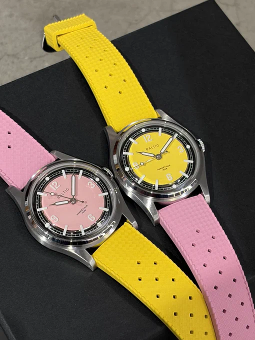 【BALTIC】
BL-Herme-Pink-FKM
BL-Herme-Yellow-FKM
¥118,800-

※画像はベルトを付け替えてます！