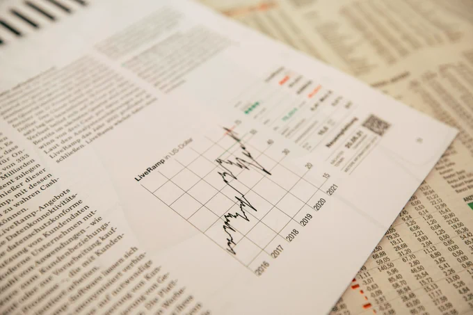 Daily newspaper economy stock market chart

Photo credit: Markus Spiske via Unsplash