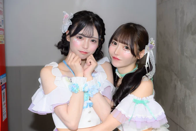 せらら

デビューおめでとう！
ステージ上でふと見た時に不安そうな顔してて頑張れーって応援してた🥺🩵
でもちなみのデビューの時より全然しっかりしてたからこれからもっともっと最強になる予感

せらら高身長でスタイルも抜群なの

せららってあだ名、帰り道に2人で考えたんだー！
これからよろしくね