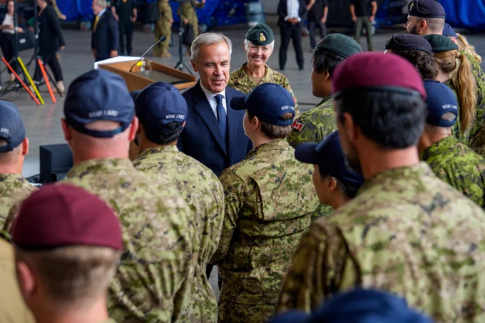 Prime Minister Carney meets with members of the Canadian Armed Forces in Trenton, Ontario.