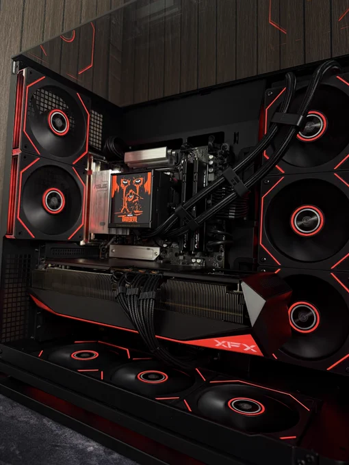 Ryzen 7 7800X3D
XFX Mercury RX 9070 XT 16GB OC
Asus B650E Max Gaming WiFi 
DDR5 32GB G.Skill X5 Flare 6000mhz cl36
1TB Crucial P510 Gen 5 11000MB/s
Thermalright Peerless Vision 360mm
Corsair RM850E 
Majesty Falcon X