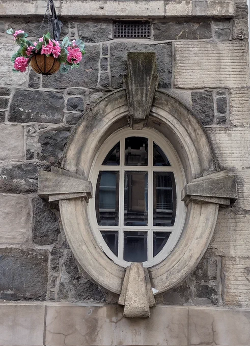 Oval window at The Gold Lion hotel, Stirling.