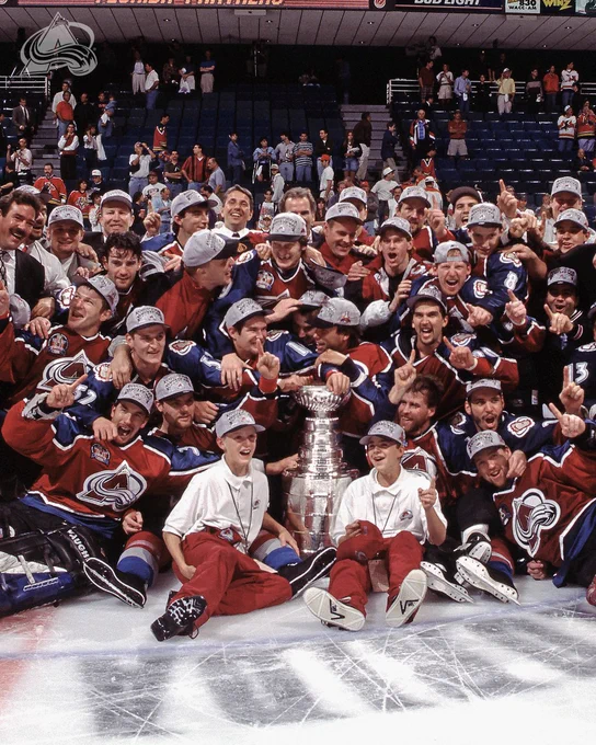 The group photo of the 1996 Stanley Cup Champions