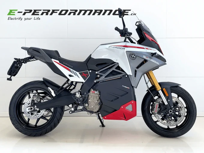 https://shop.e-performance.ch/saas/web/e-performance/p/Energica_EXPERIA_FLAME_WHITE.aspx