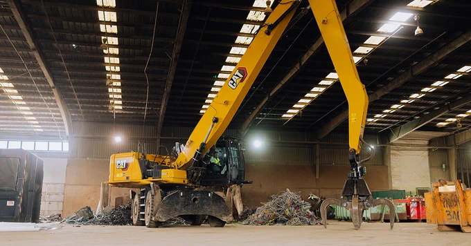 New Cat Orange Peel Grapple & Bucket Attachments. 
