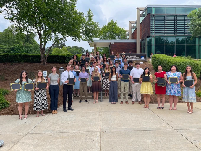 group photo of students 
