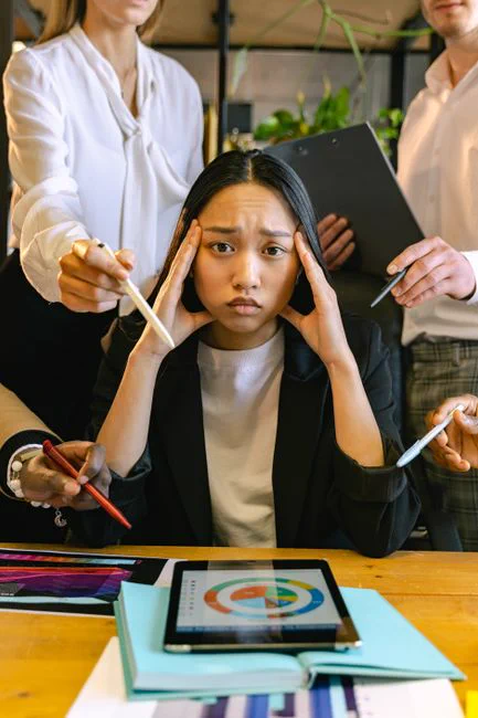 Can Introverted Writers Effectively Market Our Books? Absolutely! Here's How | @BadRedheadMedia  https://buff.ly/3Krxp3t 

Many writers find book marketing overwhelming. That's not uncommon, given that most writers don't have a marketing background.

#WritingCommunity