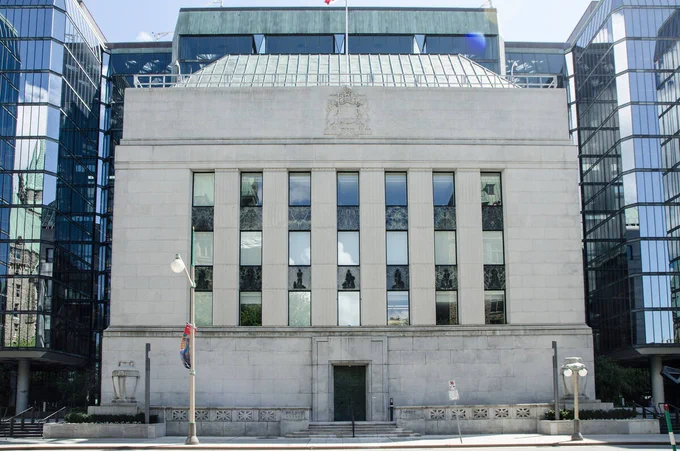 The Bank of Canada on Wednesday left its key interest rate unchanged and said it was seeing limited evidence that higher energy prices were fueling broad-based inflation.