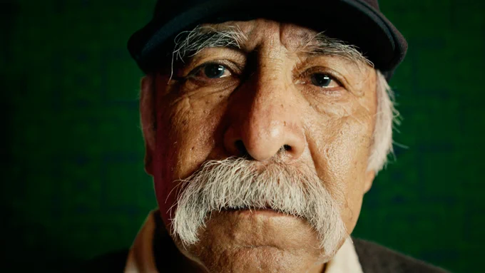 #EnBocaDeTodos 🇲🇽❤️ Más de 100 mil mexicanos decidieron hacer algo diferente antes del arranque del Mundial 2026: enviar un mensaje de apoyo a la Selección Mexicana. ⚽🔥

Durante más de tres meses, miles de personas compartieron palabras de esperanza, orgullo y optimismo que fueron reunidas para crear una sola voz colectiva dirigida a los jugadores del Tri.

😱 El resultado fue tan poderoso que terminó convirtiéndose en una pieza audiovisual presentada directamente a la Selección antes de su debut mundialista.

Más allá de los resultados, hay algo que sigue intacto: la ilusión de millones de mexicanos que quieren ver triunfar a su equipo.

Lee la historia completa 👉 https://poderciudadanoradio.com/skte

📲 Únete a nuestro canal 👉
https://whatsapp.com/channel/0029VaF5PZhLSmbiujpanF3Z

📌 ¿Tienes una denuncia? Escríbenos al 4461444405
