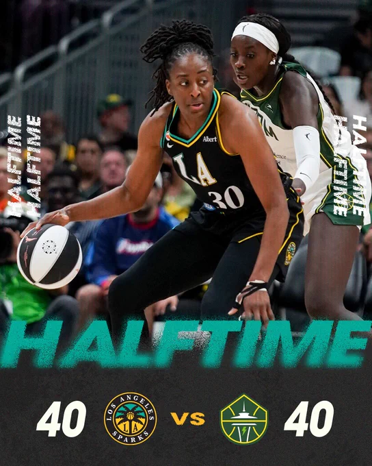 Halftime graphic: Sparks 40, Storm 40. 