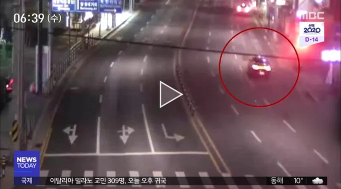 Tangkapan layar CCTV saat kejadian penabrakan (dok. MBC News)