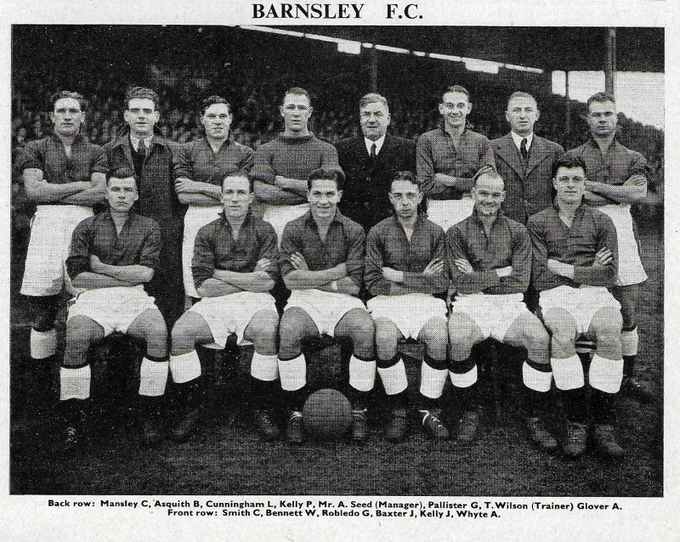 Barnsley FC 1947/48 with Cliff Mansley back row left.