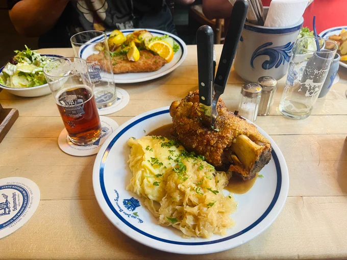 Schweinshaxe (a ham hock roasted until there’s crackling, and my personal favourite) with mashed potato and Sauerkraut, paired with the house lager, in Düsseldorf. At dinner also are Fuzzydice and thecanuck64