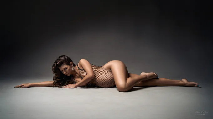 Phoenix Maternity Photographer: Elegant maternity photoshoot with boudoir-inspired bodysuit.