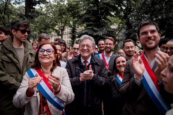 Élisa Martin et Jean-Luc Mélenchon à la manifestation en soutien aux ouvriers d'ArcelorMittal 