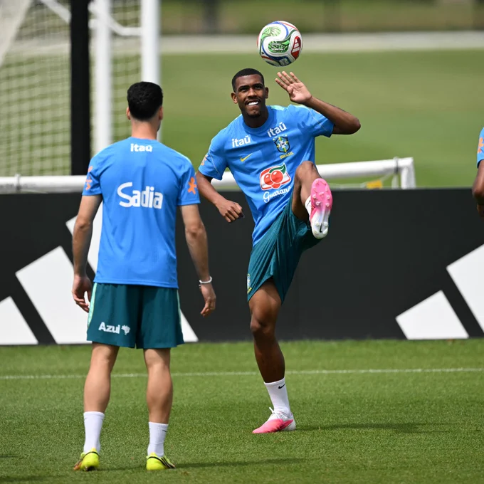 Rayan in training with Brazil ahead of the World Cup