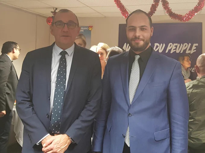 En Ille-et-Vilaine, Gilles Pennelle mènera le combat des élections sénatoriales en septembre comme tête de liste du RN. Je lui souhaite le succès qu'il mérite !
Ami de la fédération RN de la Loire-Atlantique, Gilles nous a plusieurs fois honoré de sa présence dans le département. Ce furent les mémorables réunions publiques de Saint-Nazaire (à l'Agora et Kerlédé), Orvault, Donges et Saint-Étienne-de-Montluc, entre 2017 et janvier dernier. À chaque fois, la même pédagogie militante et la même foi transmise à nos adhérents, nourrie de décennies d'expérience et d'une rare acuité sur ce que la connaissance de l'Histoire apporte au combat politique.
