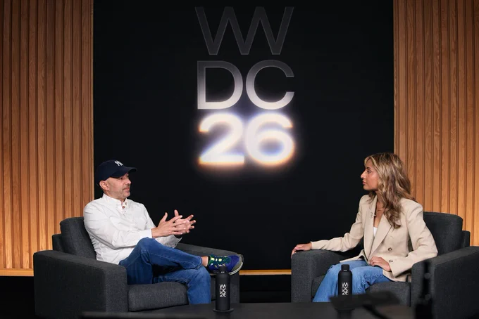 Jason Hiner and Sabrina Ortiz in the podcast studio at Apple Park