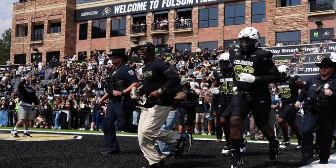 Colorado freshman Xavier Payne uses NIL money for memorable prom night