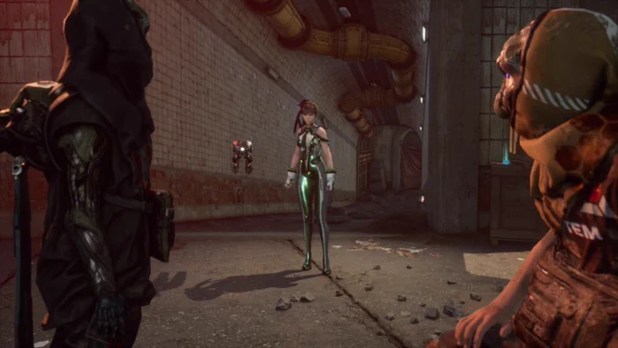 Screenshot from the game "Stellar Blade" on the PS5. EVE is standing in a dark and abandoned backalley of Xion city. She got surrounded by a group of Shading looking Raiders. Two are standing in front of her and the third is hiding behind her to jump towards her from above.
