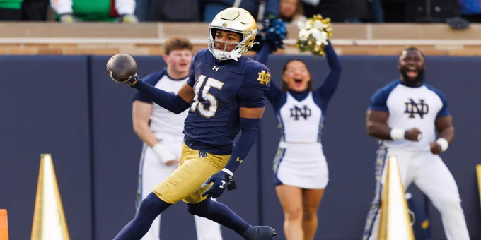 Multiple Notre Dame football stars named preseason All-Americans