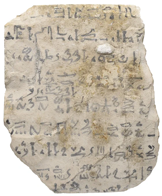 Egyptian statue and script (📸 © The Trustees of the British Museum; The Egypt Centre, Swansea University)