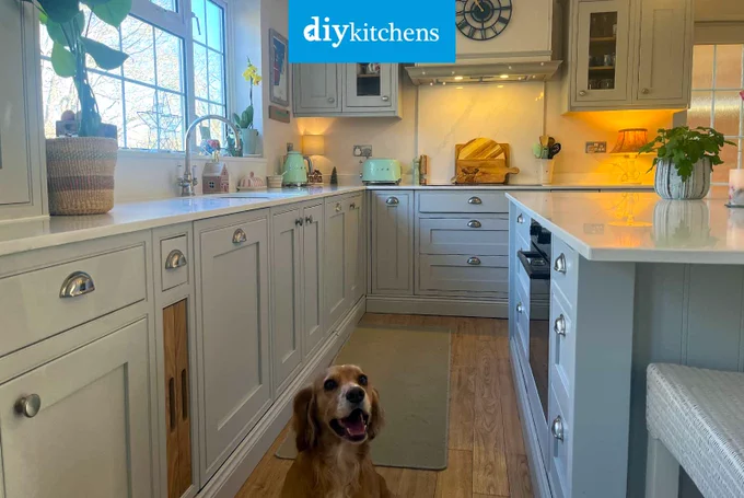 An Innova Helmsley Dove Grey Inframe #kitchen | DIY Kitchens