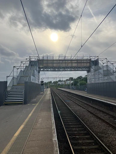 Image of construction of the temporary footbridge in Chalkwell station
